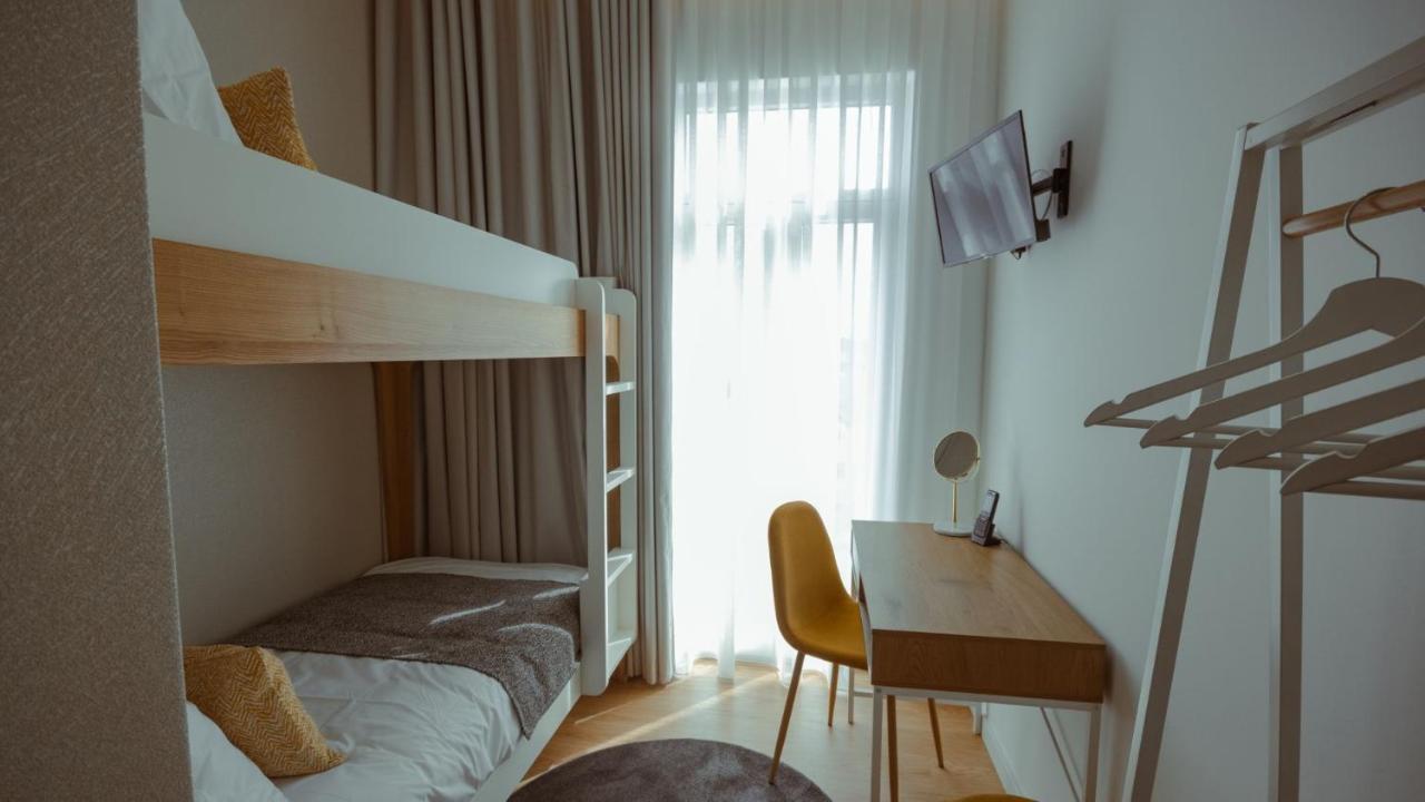 Pedra De Sal - Hostel & Suites Rio Maior Buitenkant foto