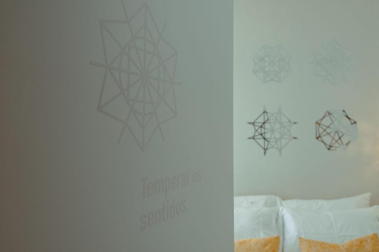 Pedra De Sal - Hostel & Suites Rio Maior Buitenkant foto